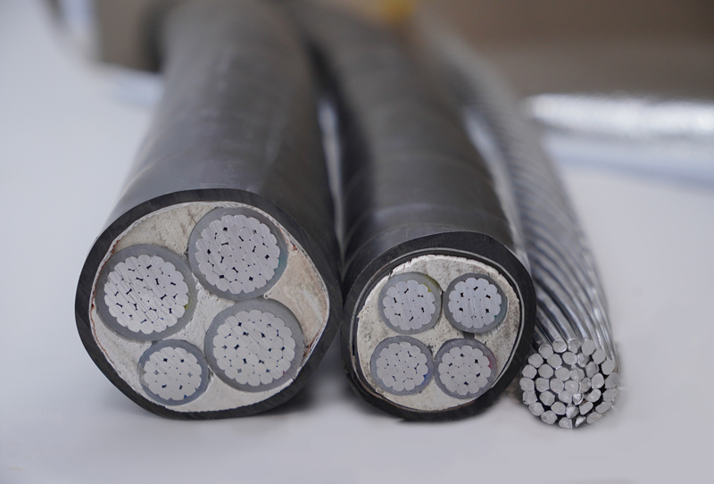 買(mǎi)鋁線(xiàn)纜找民興，庫(kù)存超充足，隨時(shí)剪米，歡迎來(lái)詢(xún)！