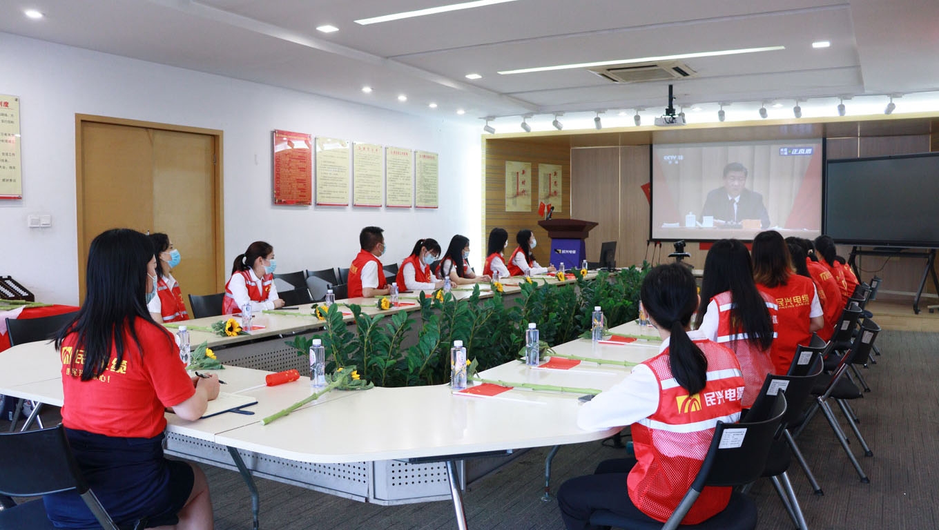 用奮斗書(shū)寫(xiě)“民興青年”最美青春