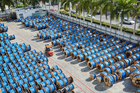 80億人口“碳排放”到來！民興勇?lián)敖堤肌笔姑? ></span>
                                <dt>
                                   <span>2022-11-24</span>
                                   <h4>80億人口“碳排放”到來！民興勇?lián)敖堤肌笔姑?/h4>
                                   <p>民興電纜自1988年創(chuàng)立以來，一直堅(jiān)持“符合法規(guī)、預(yù)防為主、節(jié)能減排、持續(xù)改善”的環(huán)境方針，將綠色環(huán)保、節(jié)能降耗貫穿企業(yè)研發(fā)、生產(chǎn)、檢驗(yàn)檢測、銷售服務(wù)等各個(gè)環(huán)節(jié)，堅(jiān)定不移地走綠色低碳的高質(zhì)量發(fā)展之路，持續(xù)為全球的“節(jié)能降碳”貢獻(xiàn)民興力量！</p>
                                   <i>閱讀詳情 ></i>
                                </dt>
                            </a>
                        </li><li id=